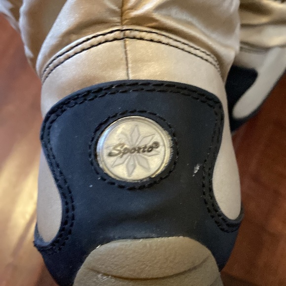 SNOW BOOTS SPORTO fur lined Gold Winter. Great condition size 6 1/2 - Picture 4 of 8